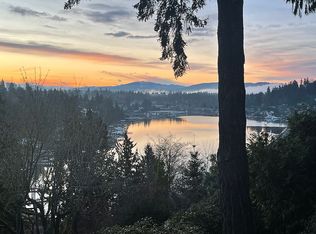 602 Upland Rd, Medina, WA 98039