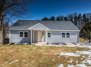 2175 Hollinger Rd, Lancaster, PA 17602