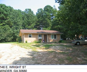 2nd image of 146 E Wright St
