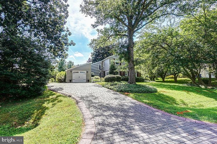 1st image of 6716 Heatherford Ct