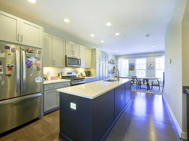 719 Parkside Pl NE — Photo 11