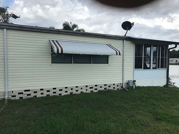 Side with no neighbors 