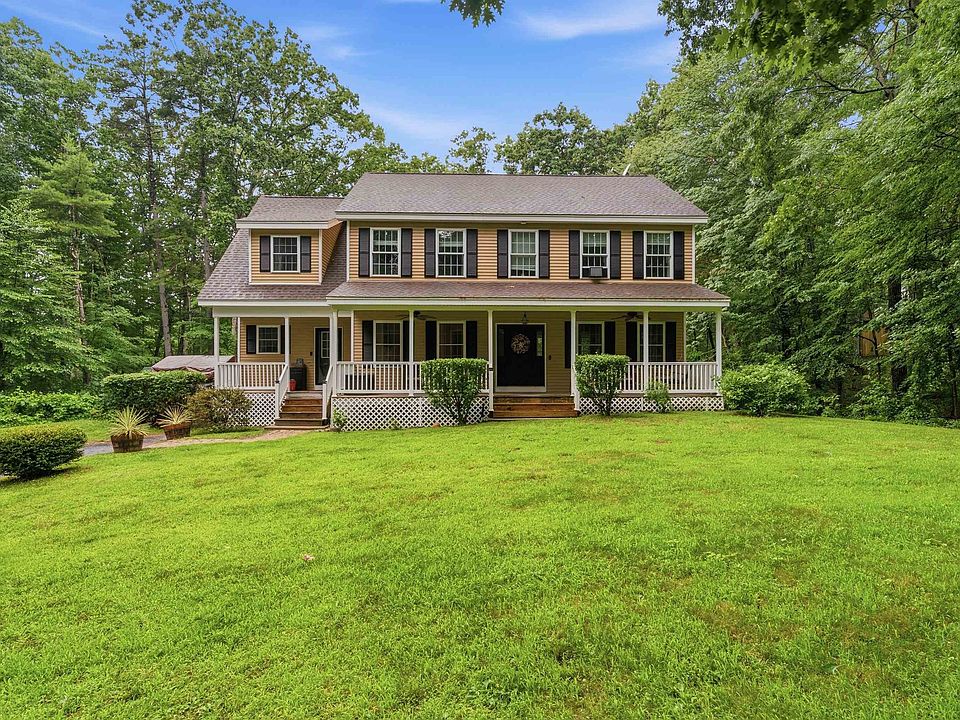 1st image of 8 Tyler Drive