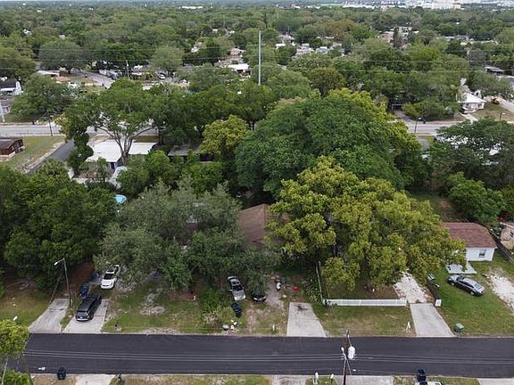 3rd image of 1806 E Navajo Ave