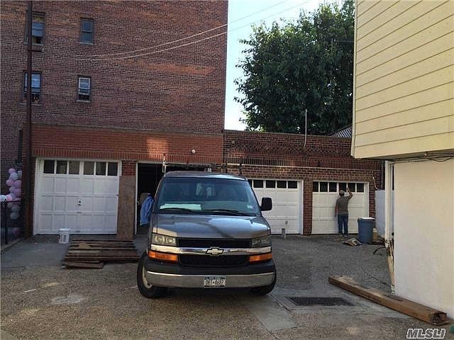 1st image of 5828 Penrod St #2