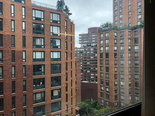 Rented by Ideal Properties Group | media 28