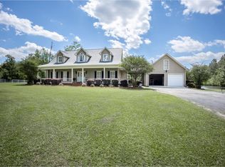 103 Meadowlark Ln, Fitzgerald, GA 31750