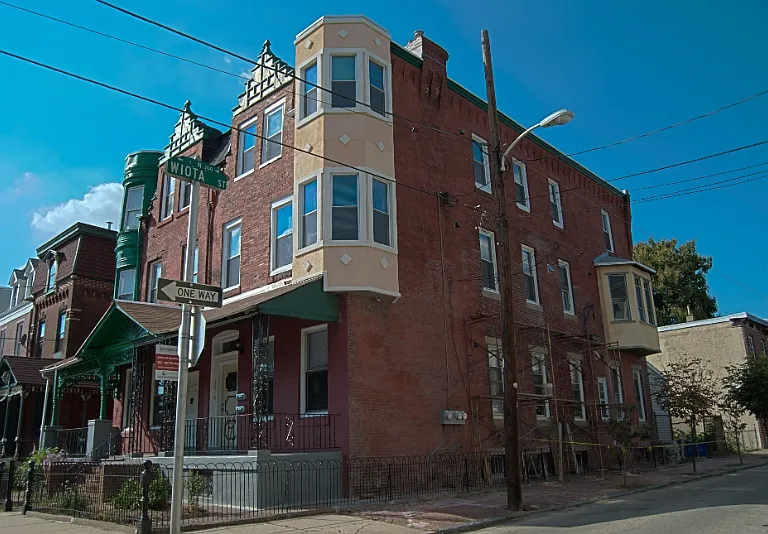 4019 Powelton Ave #1F — Photo 1