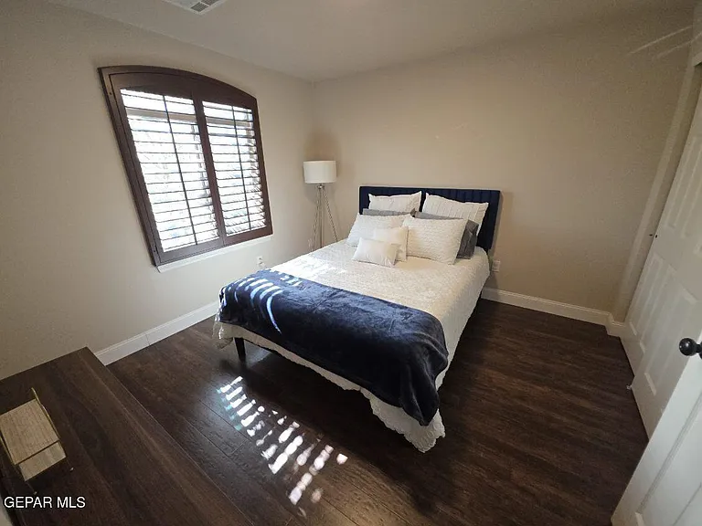 12867 Hidden Grove Dr — Photo 42