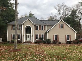 16 Kashmir Dr, Salem, NH 03079