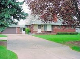 2570 Middlebelt Rd, West Bloomfield, MI 48324