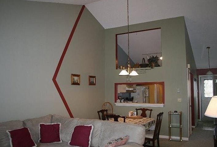 1st image of 117 Eaton Lane #117