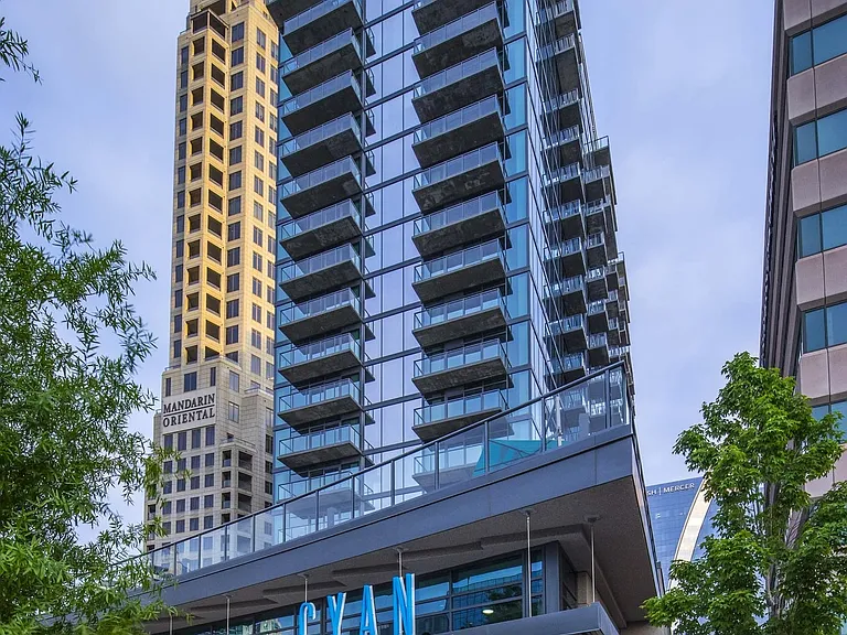 Cyan On Peachtree — Photo 11