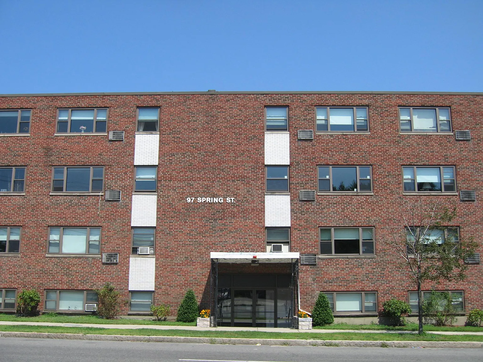 1 bed, $1,800 — Photo 1