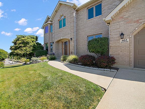 3rd image of 461 Wexford Dr