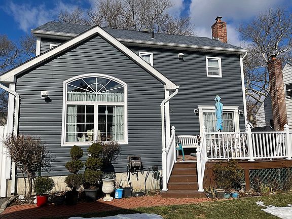 2nd image of 24 Ruxton St