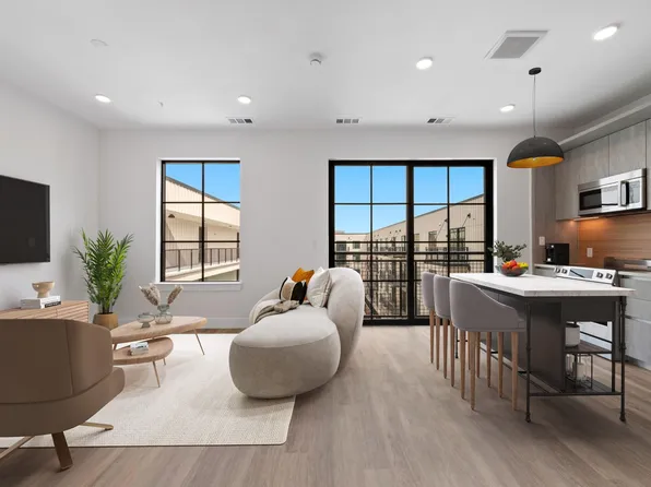 4315 S Congress Ave #208, Austin, TX 78745