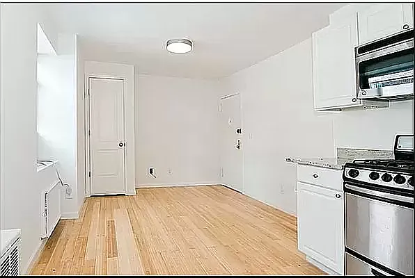 Rented by Compass | media 4