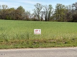 1st image of 2208 Jonesboro Rd