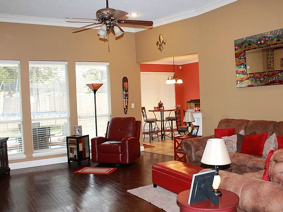 4th image of 7404 Palisades Dr