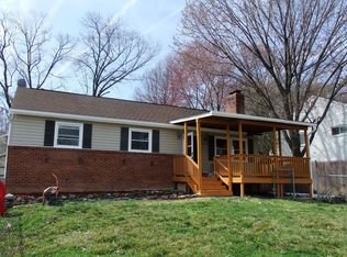 13716 Knowles St, Woodbridge, VA 22191