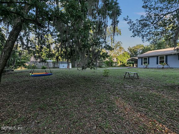 5th image of 4363 TARRAGON Avenue