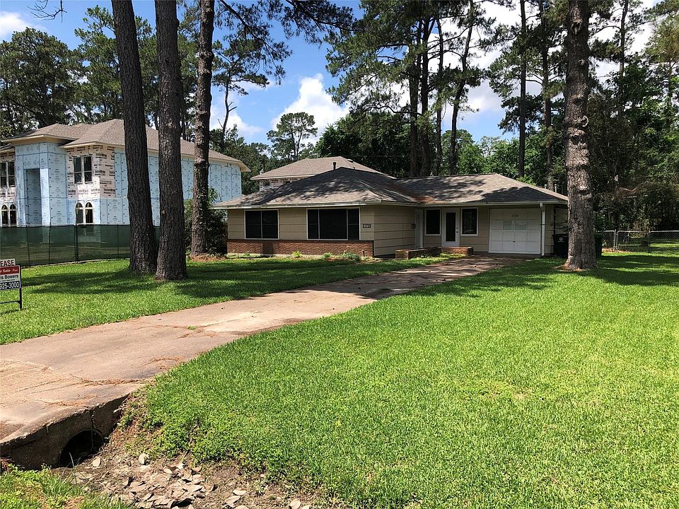 1st image of 1725 Pine Village Dr