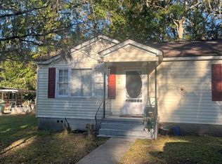 14 Sherwood Dr, Hinesville, GA 31313