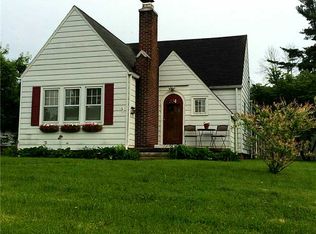 831 E 2nd St, Defiance, OH 43512