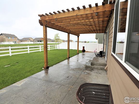 4th image of 867 Lakebrook Ct