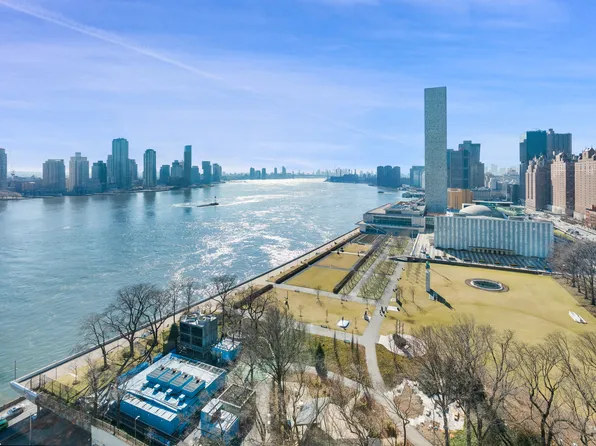 870 United Nations Plaza image 1 of 32