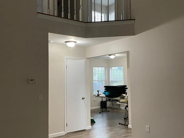 36 Renaissance Ln — Photo 5