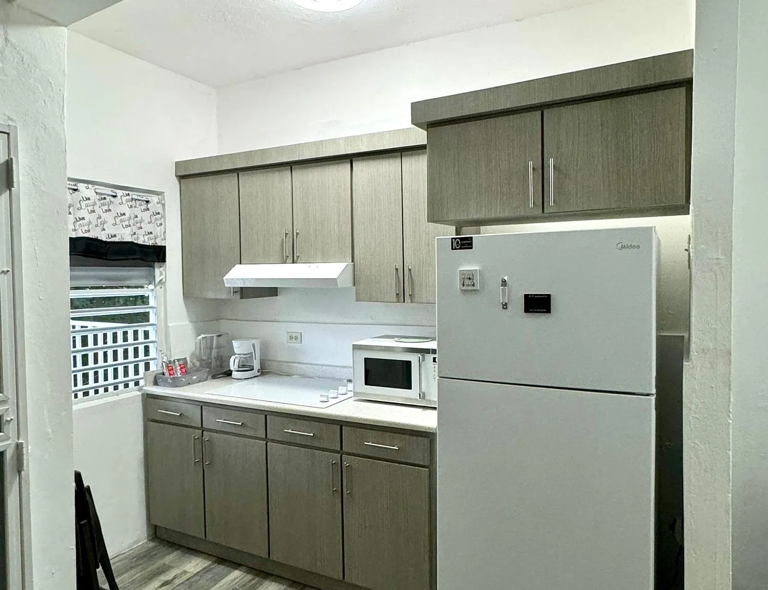 2 bed, 1.0 bath, 900 sqft, $850 — Photo 4