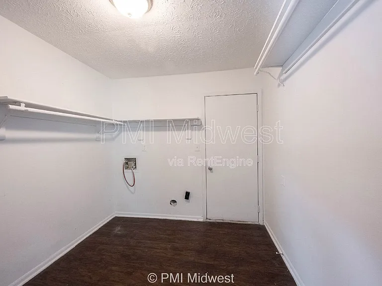 3281 Cherry Lake Ln — Photo 16