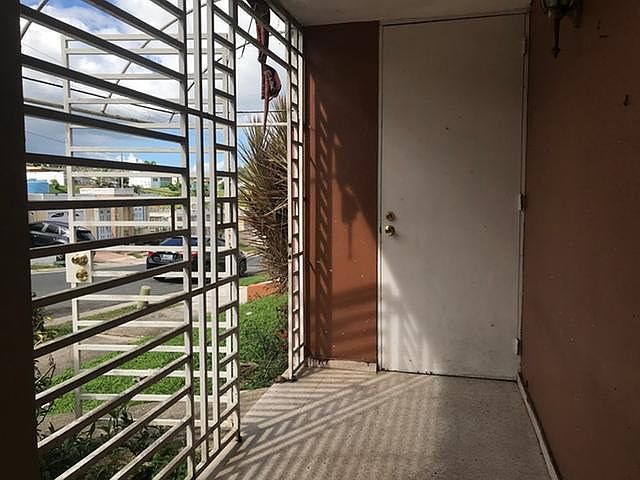 2nd image of B3 Calle 1