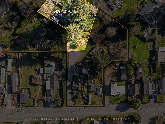 2nd image of 1714 Peach Ave