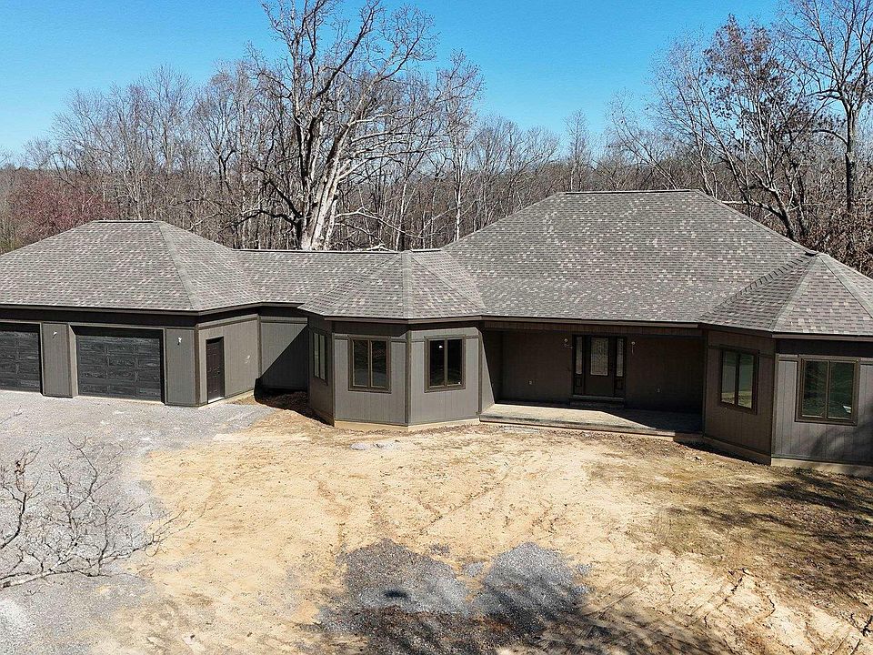 1st image of 2169 Chestnut Oak Rd