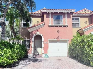 15245 SW 30th Ter, Miami, FL 33185