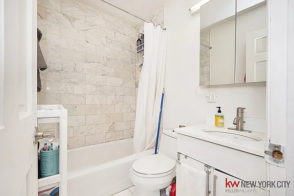 Rented by Keller Williams NYC | media 26