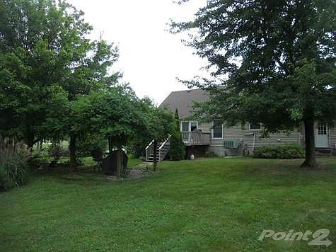 The back deck is secluded!