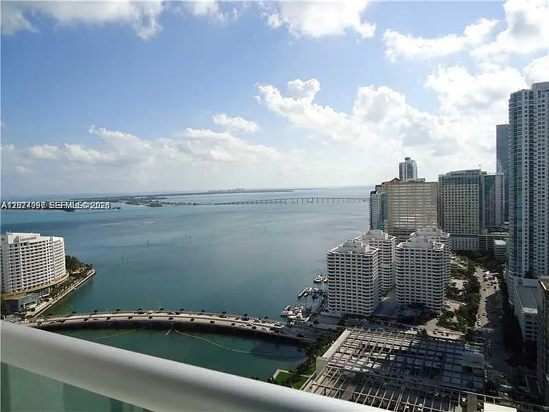Icon Brickell No Two — Photo 1