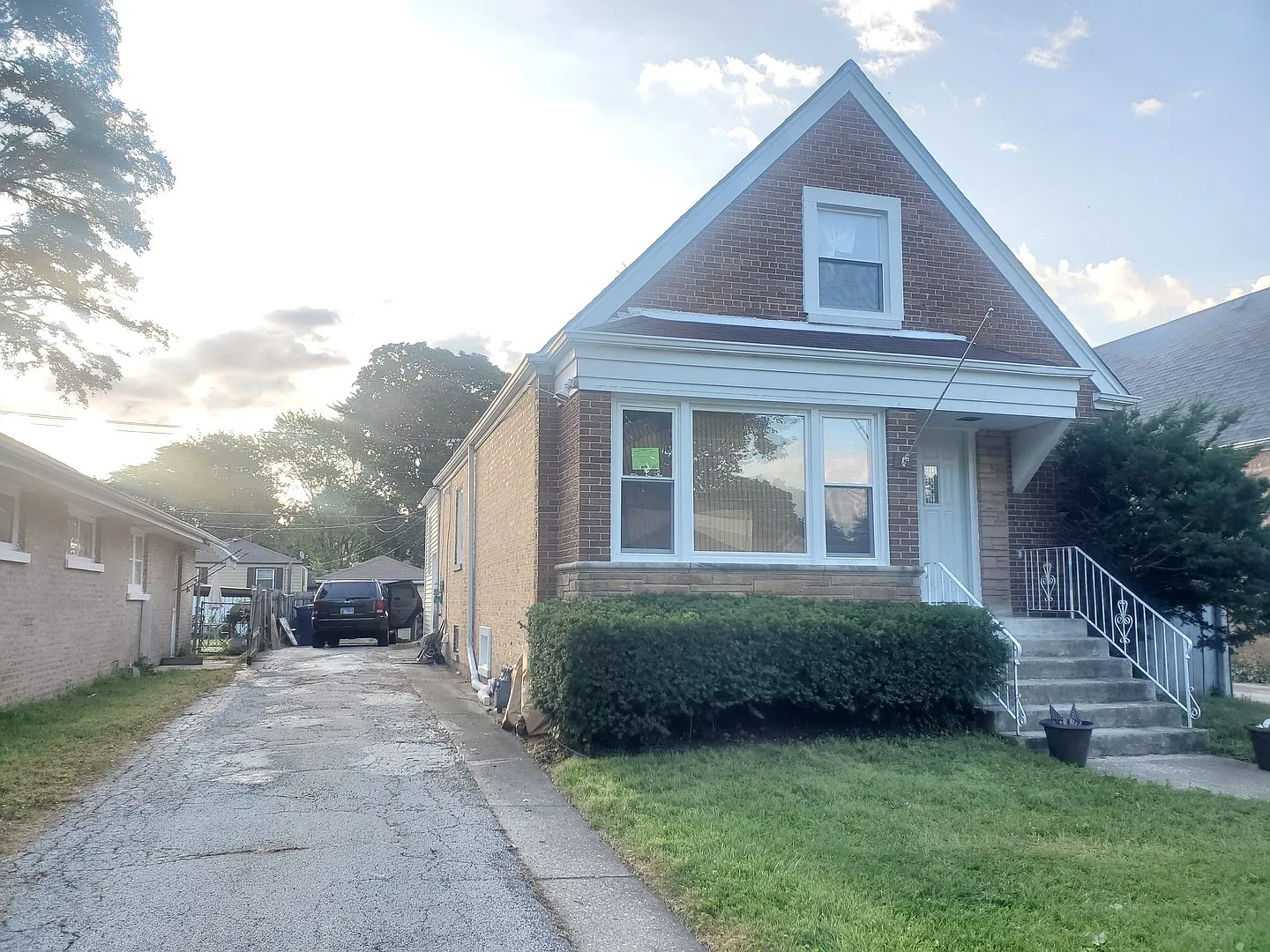 4405 Clinton Ave photo 1