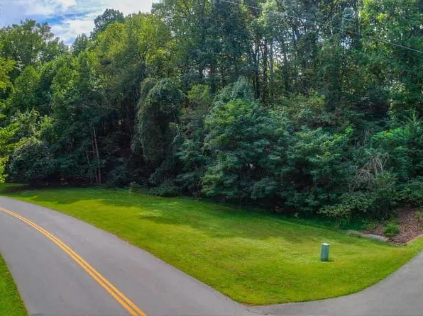 4828 Cherokee Hills Dr Lot 2A, Salem, VA 24153