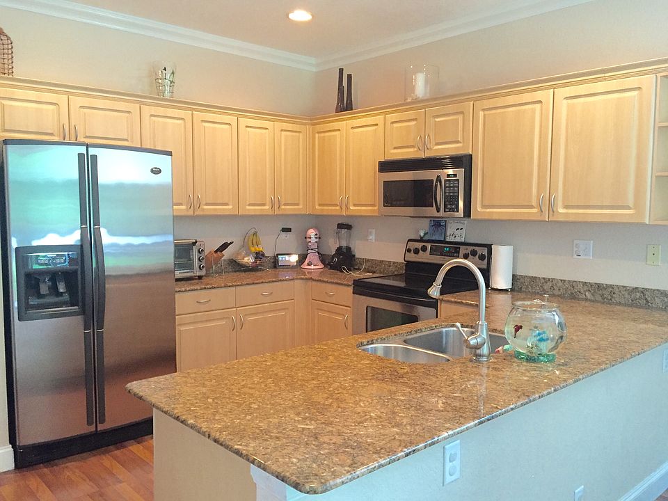 1st image of 7460 NW 70th Ave