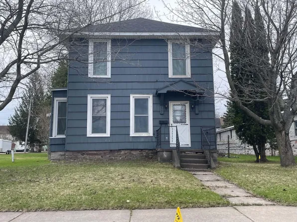 732 E Portage Ave, Sault Sainte Marie, MI 49783