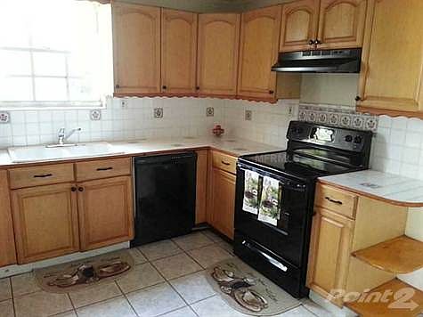 3rd image of 11208 N Annette Ave