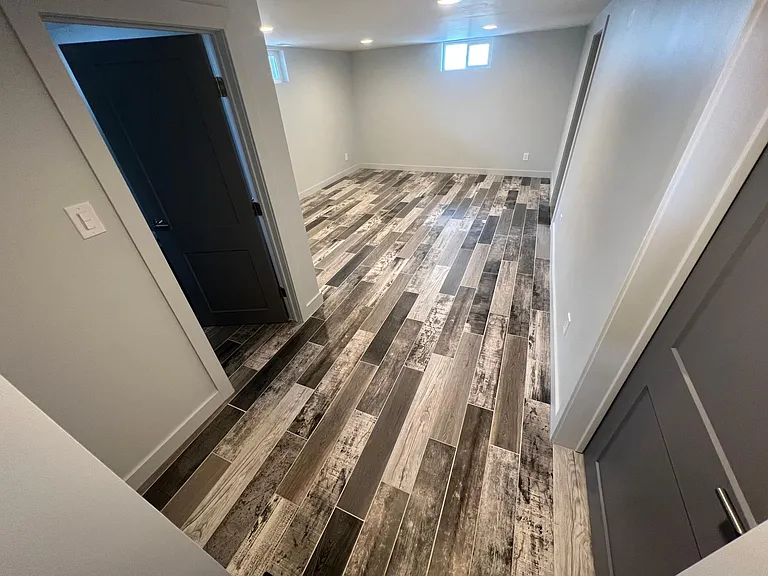 1548 E Roosevelt Ave — Photo 14
