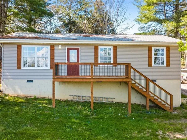 257 Gamble Ln, La Follette, TN 37766