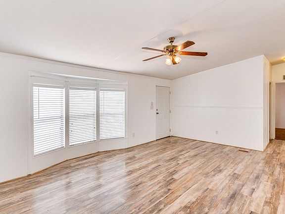 4th image of 12521 N Kalama Cir