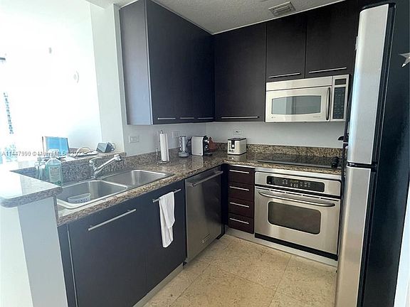 5th image of 6515 Collins Ave #11005